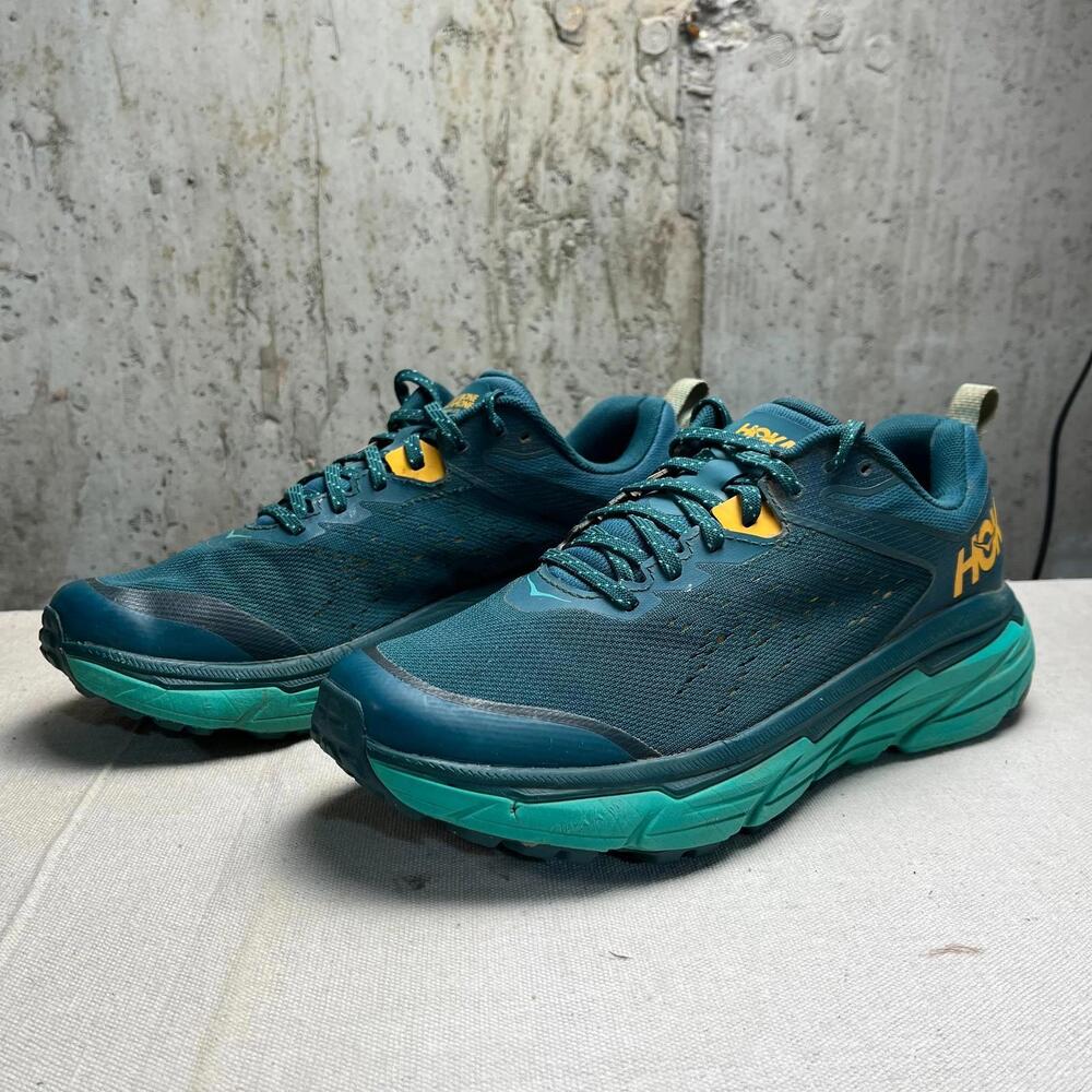 Hoka One One Womens Sz 9.5B Challenger ATR 6 1106512 Teal Running Shoes Sneakers